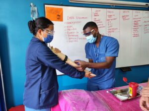 auxiliar-de-enfermeria-cursos